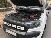 Cần bán lại xe Ford Ranger Wildtrak 3.2 đời 2016, màu trắng, xe nhập, giá 725tr