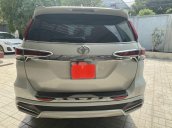 Cần bán Toyota Fortuner đời 2018, màu trắng, xe nhập