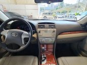 Cần bán lại xe Toyota Camry 2.4G năm 2009, màu đen, giá chỉ 555 triệu