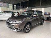 Cần bán Mitsubishi Outlander sản xuất năm 2019, màu nâu