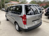 Cần bán xe Hyundai Starex sản xuất năm 2015, màu bạc, nhập khẩu Hàn Quốc chính chủ, giá 590tr