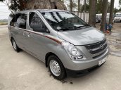 Cần bán xe Hyundai Starex sản xuất năm 2015, màu bạc, nhập khẩu Hàn Quốc chính chủ, giá 590tr