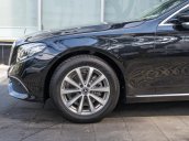 Bán Mercedes-benz E200, đăng ký 2019, 38 KM, màu đen, xe cũ chính hãng