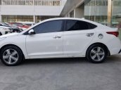 Bán ô tô Hyundai Accent sản xuất năm 2018, màu trắng, xe gia đình, giá chỉ 500 triệu