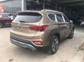 Cần bán Hyundai Santa Fe sản xuất năm 2019, màu vàng cát