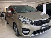 Cần bán xe Kia Rondo GAT Deluxe năm 2019, màu vàng, 669 triệu