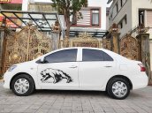 Bán xe Toyota Vios sản xuất 2010, màu trắng, giá cạnh tranh