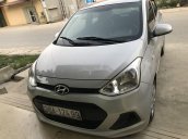 Cần bán Hyundai Grand i10 đời 2015, màu bạc, xe nhập