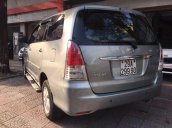 Cần bán Toyota Innova 2.0G sản xuất năm 2011, màu xám, giá chỉ 395 triệu