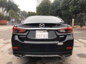 Cần bán Mazda 6 2.0 Premium năm sản xuất 2017, màu đen giá cạnh tranh