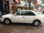 Cần bán Toyota Camry năm 2001, màu trắng