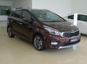 Kia Tân Sơn Nhất - Cần bán Kia Rondo GAT Deluxe năm sản xuất 2019, màu đỏ đậm