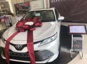 Bán Toyota Camry 2.0 G năm sản xuất 2020, màu trắng, nhập khẩu