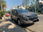 Cần bán Toyota Innova đời 2019, màu nâu ánh kim 