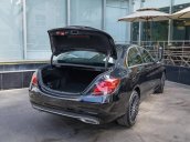 Bán xe Mercedes C200 đời 2018, màu đen