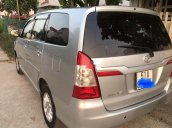 Bán Toyota Innova đời 2014, màu bạc