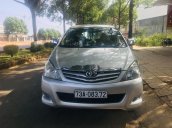 Cần bán gấp Toyota Innova đời 2009, màu bạc, 310 triệu