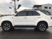 Cần bán gấp Toyota Fortuner 2009, màu trắng chính chủ