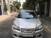 Bán xe Hyundai Avante đời 2014, màu bạc số tự động, 410tr