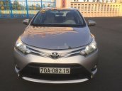 Cần bán gấp Toyota Vios năm sản xuất 2015, màu bạc