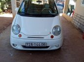 Cần bán gấp Daewoo Matiz đời 2005, màu trắng giá cạnh tranh