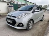 Cần bán lại xe Hyundai Grand i10 đời 2016, màu bạc, nhập khẩu xe gia đình