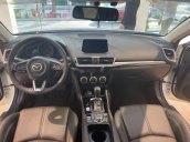 Cần bán gấp Mazda 3 2019, màu trắng giá cạnh tranh