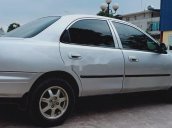 Bán Mazda 323 đời 1999, màu trắng