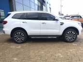 Bán xe Ford Everest 2.0L Titanium 4x2 sản xuất năm 2019, màu trắng, nhập khẩu nguyên chiếc