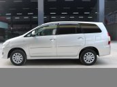 Bán Toyota Innova E sản xuất 2013, màu bạc, 490tr