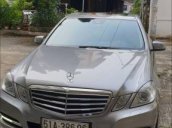 Xe Mercedes E class sản xuất năm 2012, màu xám, nhập khẩu chính chủ