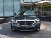 Bán xe Mercedes C200 đời 2018, màu đen