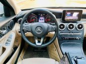 Cần bán Mercedes C200 đời 2017, màu trắng chính chủ