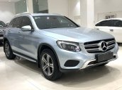 Bán Mercedes GLC250 năm sản xuất 2016, màu bạc, số tự động