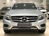 Bán Mercedes GLC250 năm sản xuất 2016, màu bạc, số tự động