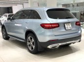 Bán Mercedes GLC250 năm sản xuất 2016, màu bạc, số tự động