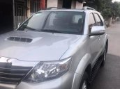 Cần bán lại xe Toyota Fortuner 2014, màu bạc, 690tr