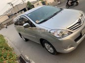 Bán ô tô Toyota Innova G năm sản xuất 2010, màu bạc