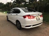 Cần bán gấp Honda City 2018, màu trắng, 565tr