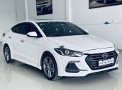 Bán Hyundai Elantra đời 2018, màu trắng