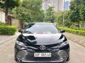 Bán Toyota Camry 2.5Q sản xuất 2019, màu đen, nhập khẩu nguyên chiếc