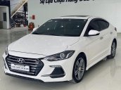 Bán Hyundai Elantra đời 2018, màu trắng