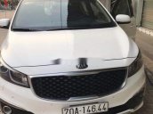 Cần bán gấp Kia Sedona đời 2017, màu trắng