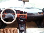 Cần bán Nissan Bluebird AT sản xuất năm 1992, xe nhập