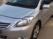 Cần bán gấp Toyota Vios E đời 2009, màu bạc xe gia đình