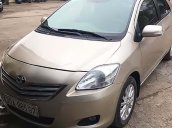 Cần bán xe Toyota Vios năm 2010 chính chủ, màu vàng cát