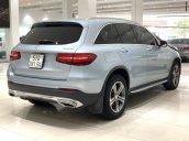 Bán Mercedes GLC250 năm sản xuất 2016, màu bạc, số tự động