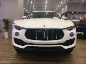 Bán xe Maserati Levante 2017 màu xám xe chính hãng, giá tốt giao toàn quốc