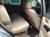 Bán Toyota Fortuner MT sản xuất 2013, màu bạc  