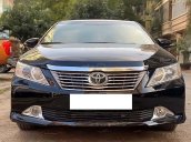 Xe Toyota Camry sản xuất 2013, màu đen giá cạnh tranh